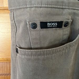 Hugo Boss size 36/32 casual pants